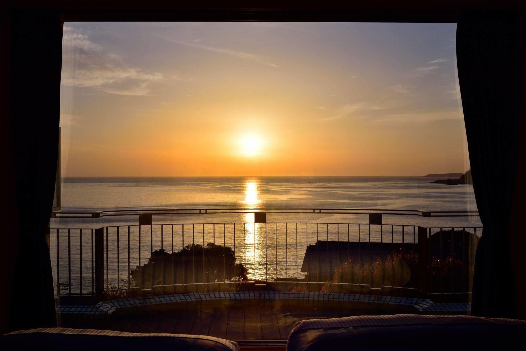 Auberge Fontaine Bleau Atami Dış mekan fotoğraf